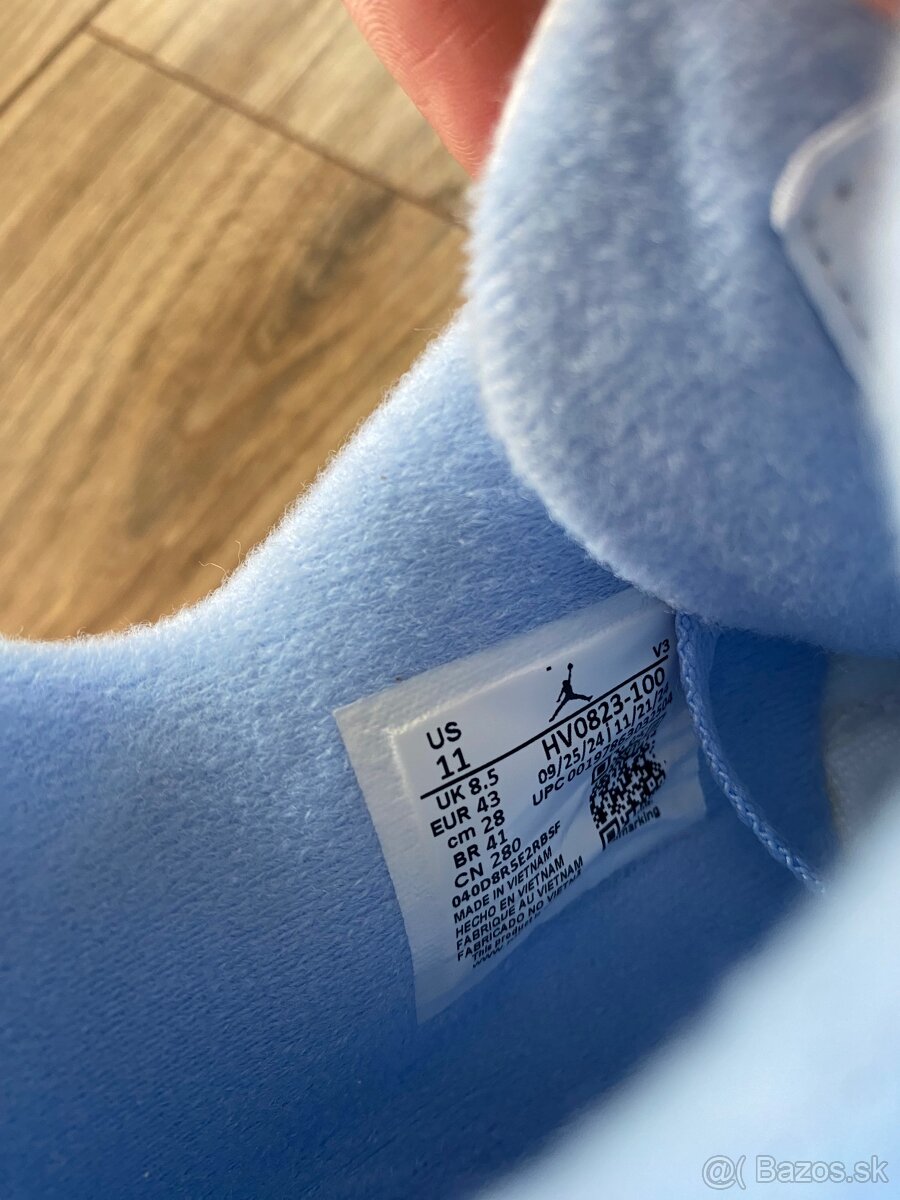 Air Jordan 4 Retro Aluminium “Forget Me Not” - 17