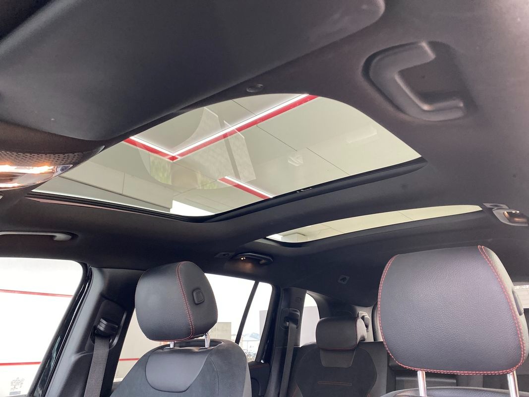 Mercedes-Benz GLB 220d 140kW 4Matic AT/9 AMG Line 7-Miest - 17