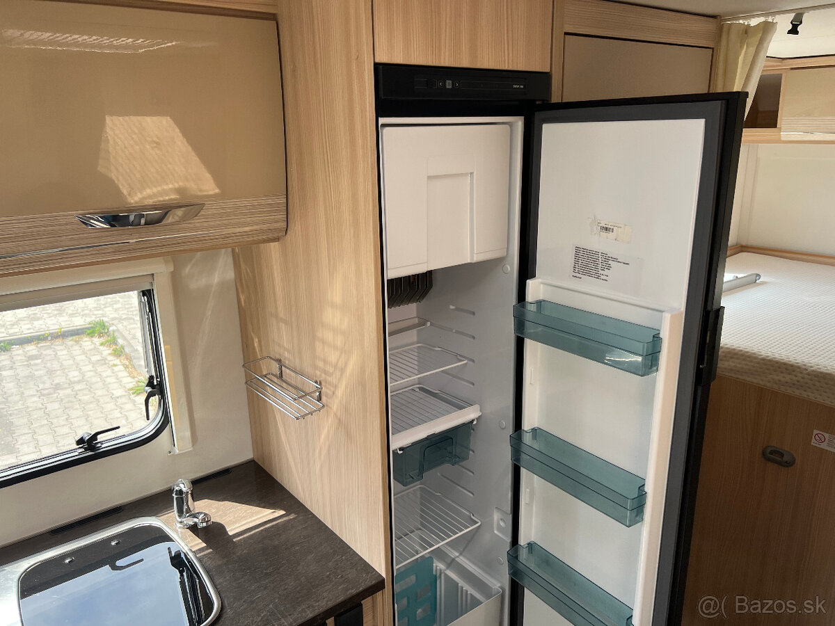 Obytné auto Burstner Lyseo A 700-6 osob, odp. DPH - 17