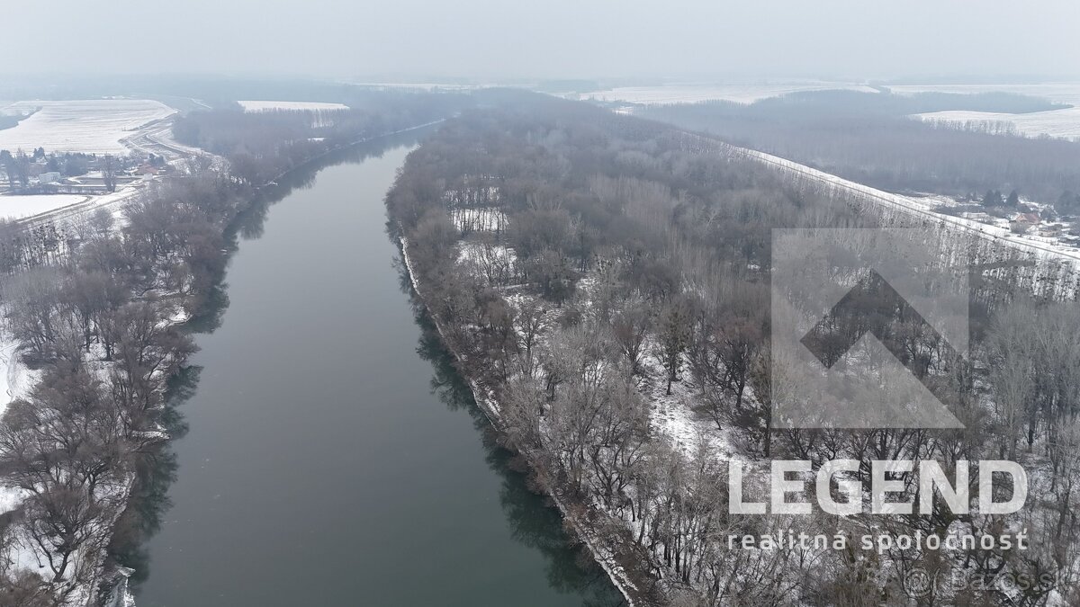 Rekreačná chata v Nesvadoch časť Sady Hamušad - 17