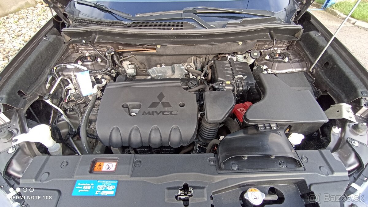 MITSUBISHI OUTLANDER 2,0 MIVEC 2WD CVT - 17