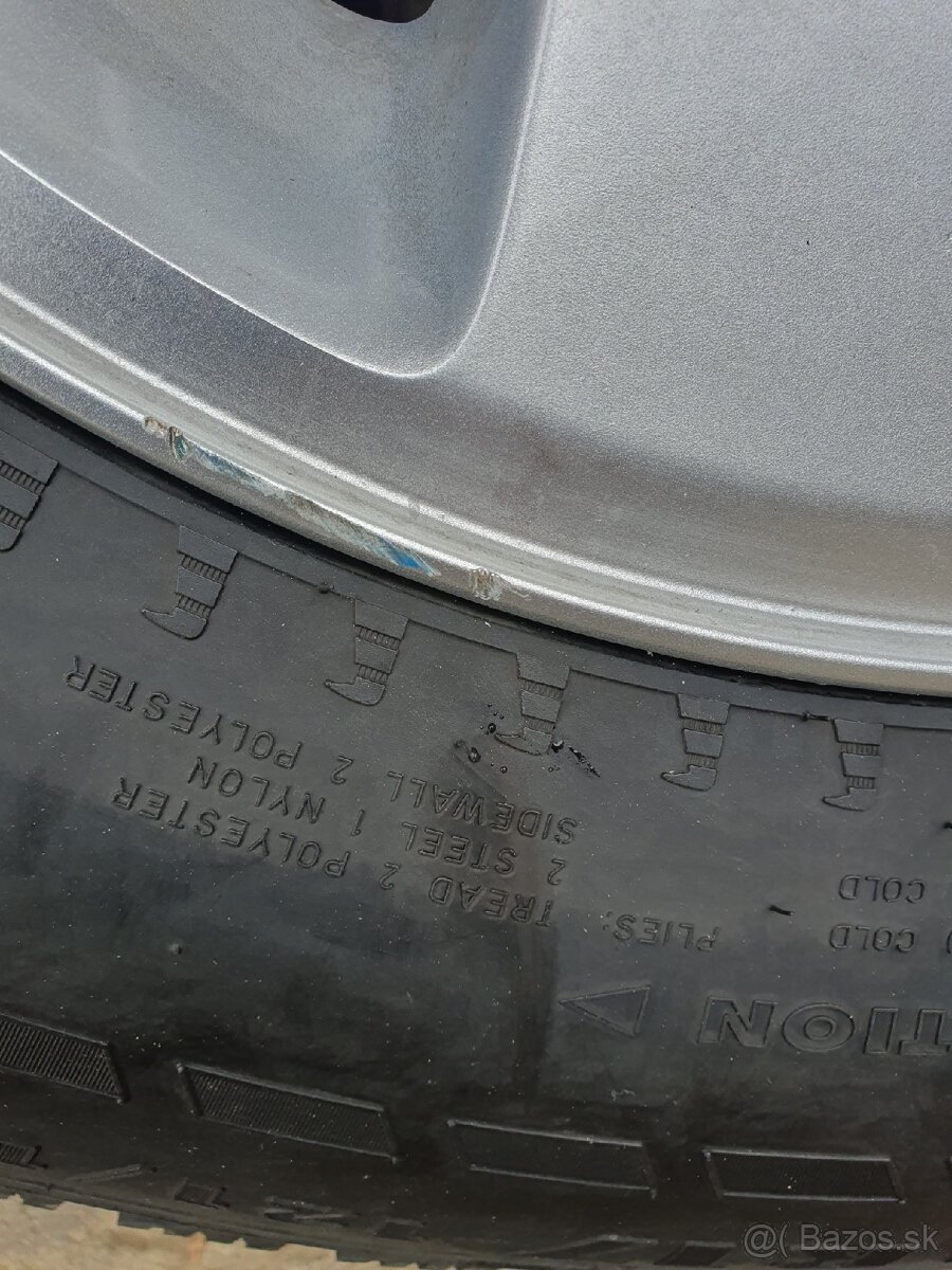 Kolesa ORIGINÁL JEEP 5x127 7,5x17 ET44,45 - 17