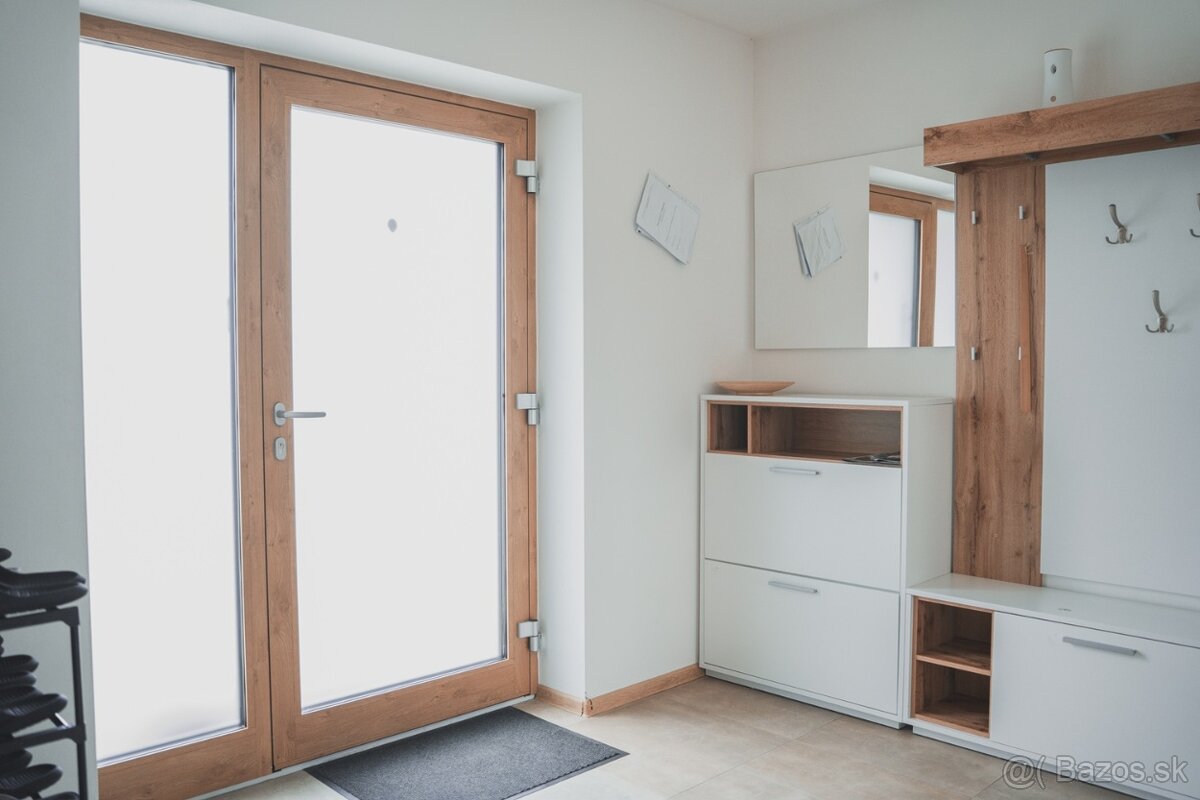 Luxusná moderná rezidencia s výhľadom na Choč - 17