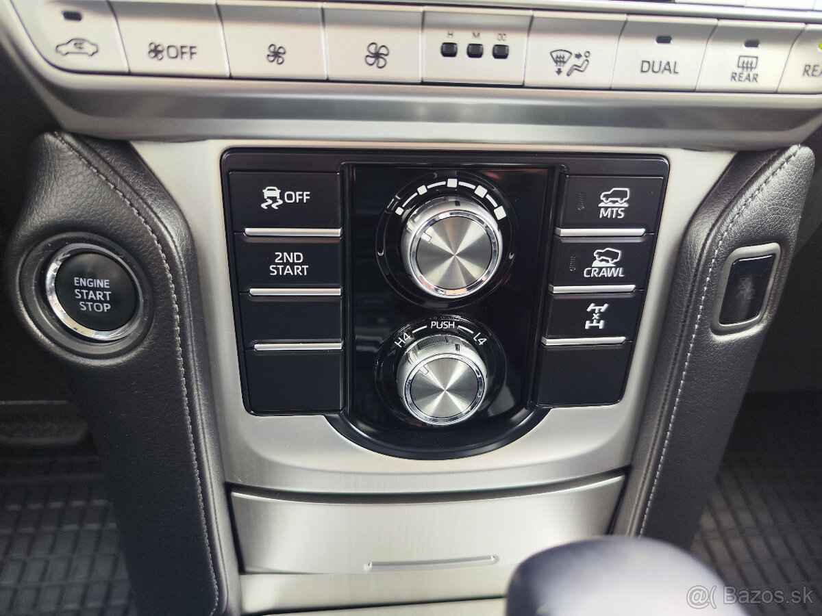 Toyota Land Cruiser 2.8 D-4D Executive A/T - 17