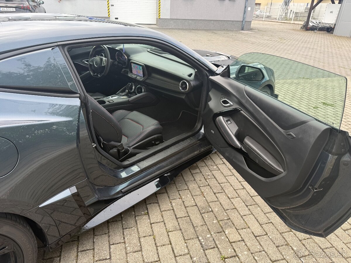 Predám Chevrolet Camaro 6,2 V8 automat LT1 - 17