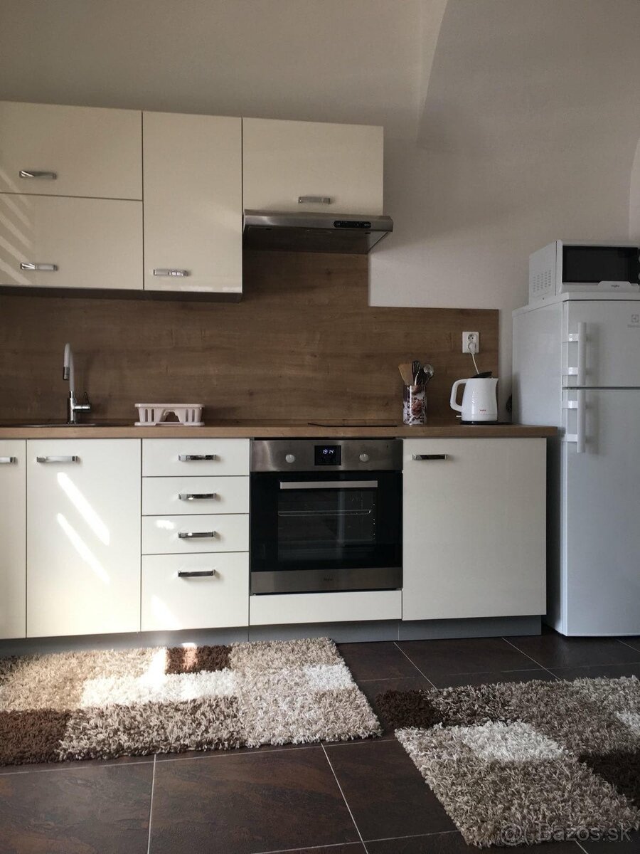 Dom v srdci Starého Mesta - invest. príležitosť - 17