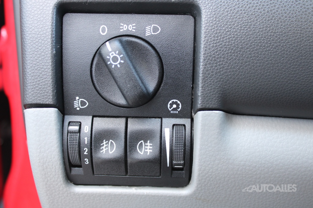 Suzuki Ignis 1,3 i 16V DOHC 69 kW - 17