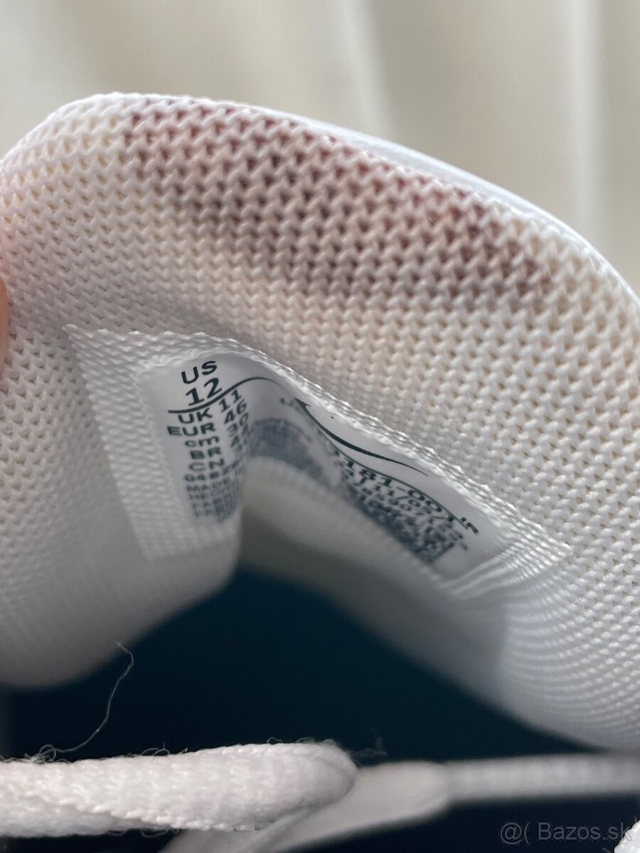 Nike Air Max Plus Premium - 17