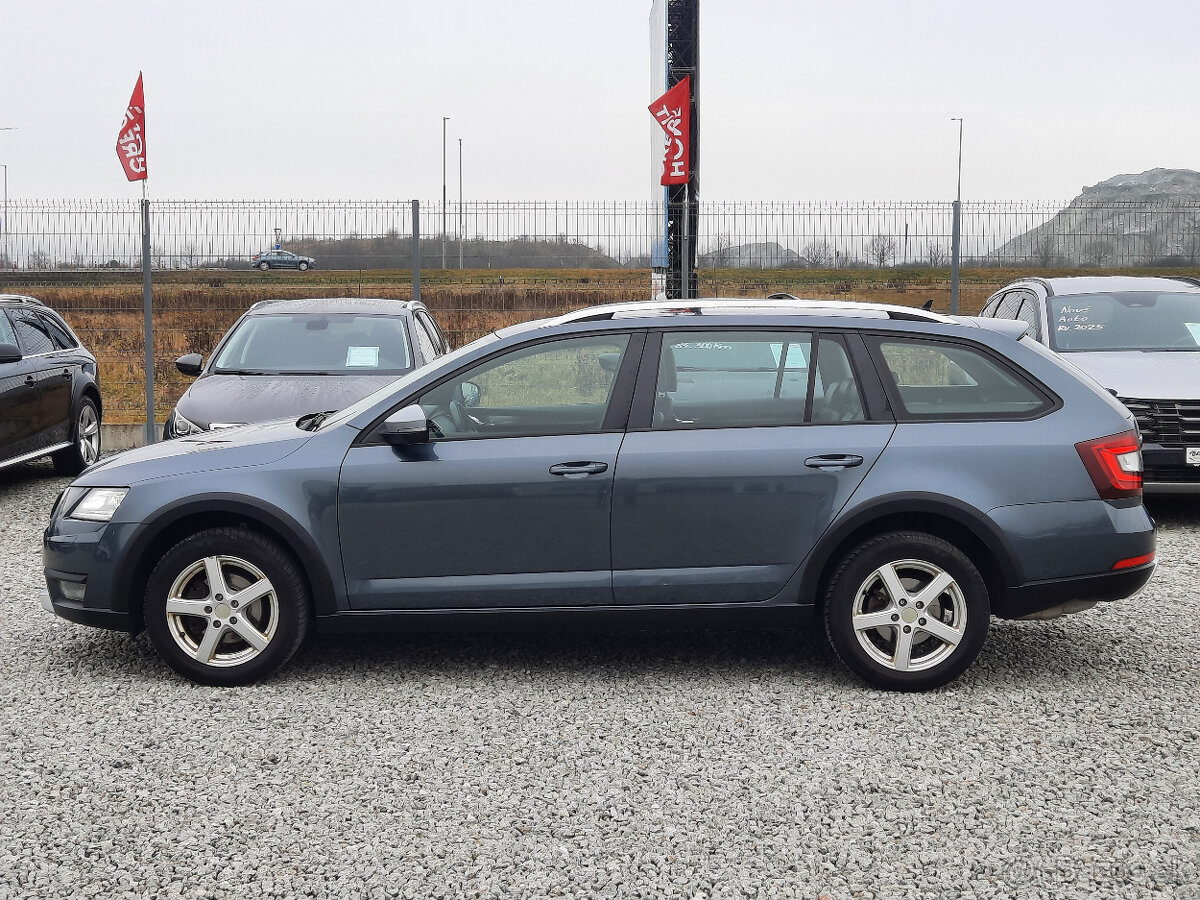 Škoda Octavia Scout 2,0 TDi LED svetlá - 17