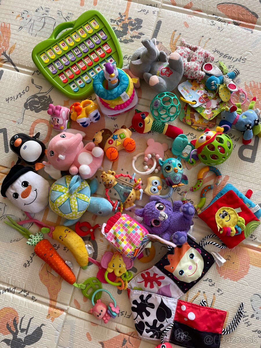 Mega balík hračiek - 17