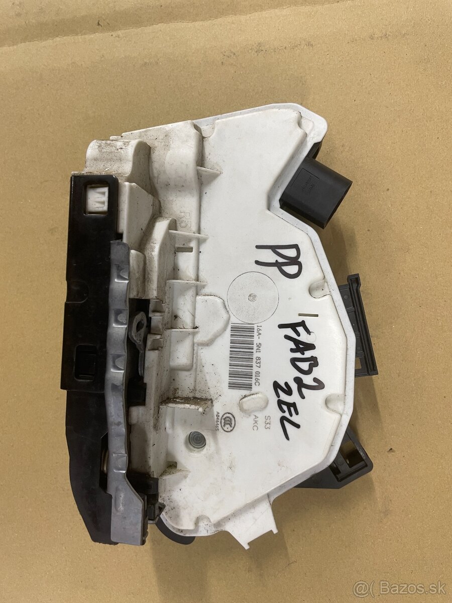 škoda fabia 2 klima alternator servo čerpadlo bcm spinačka - 17