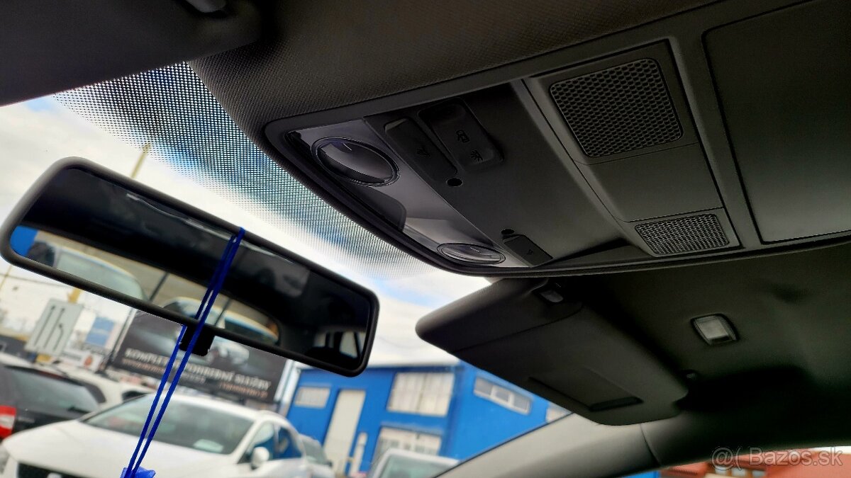 Volkswagen Golf 1.6-75kw Trendline DSG - 17