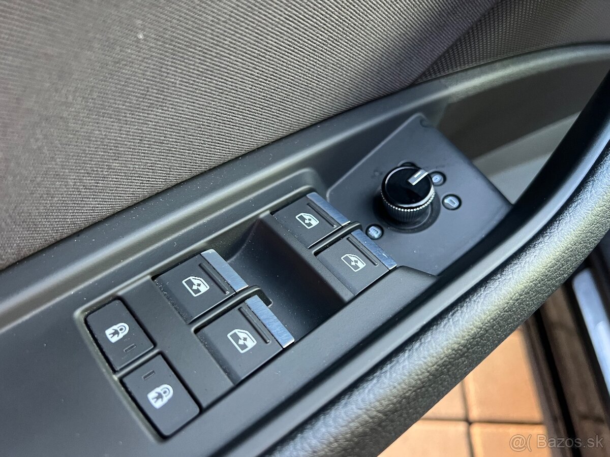 Audi E-tron 50 Quattro S-LINE 33TIS KM - 17