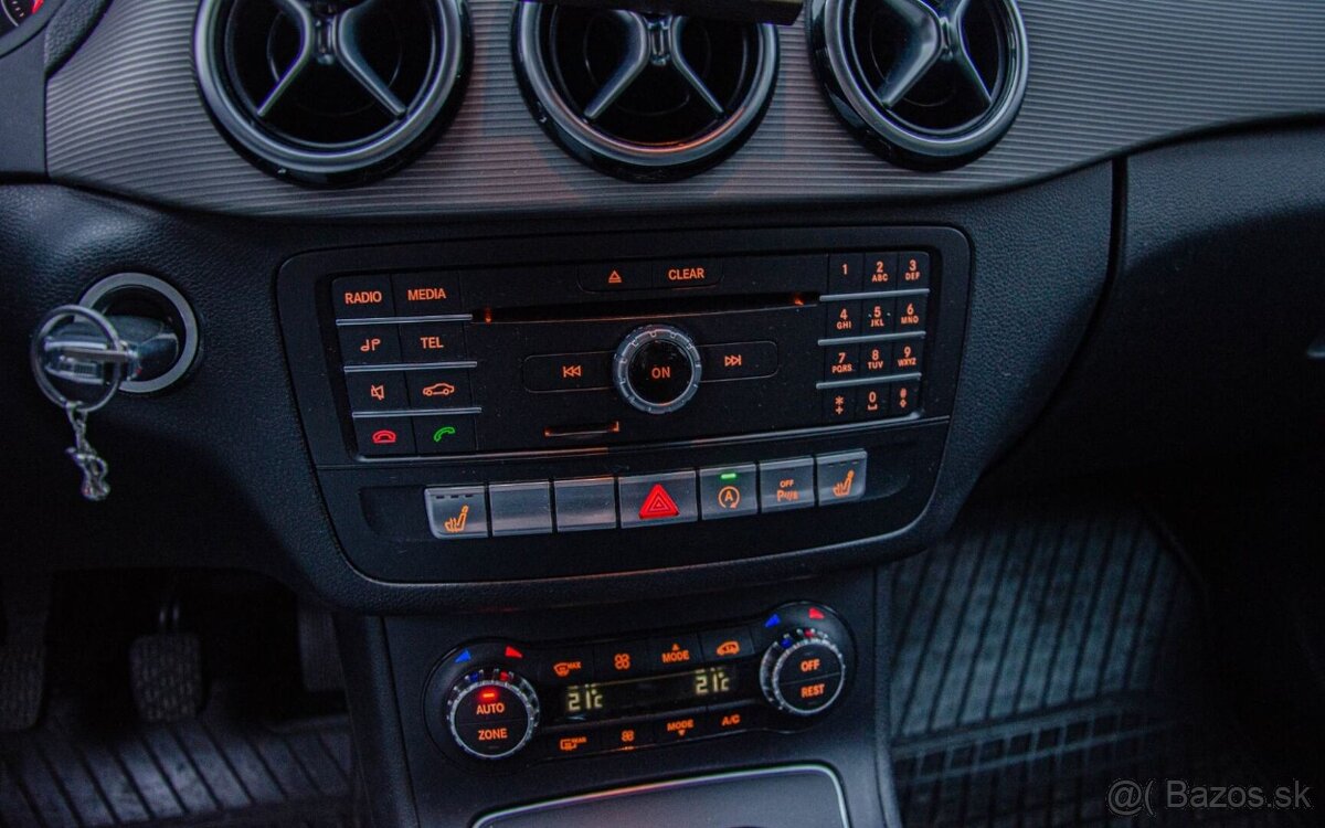 Mercedes-Benz B trieda 180 d - 17