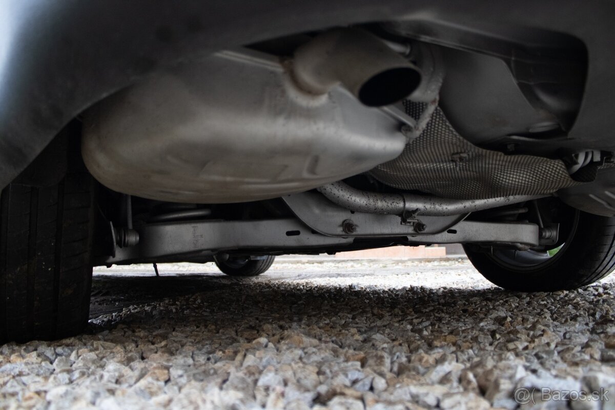 Galaxy 2.2 TDCi TitaniumS 147kW MT6 7miest Panoráma - 17