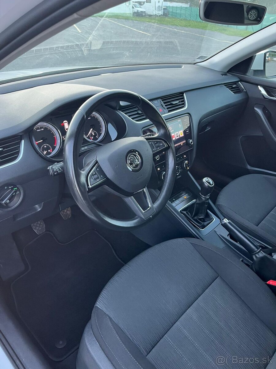 Škoda Octavia Combi 3, 1.6 TDI 115k Style - 17
