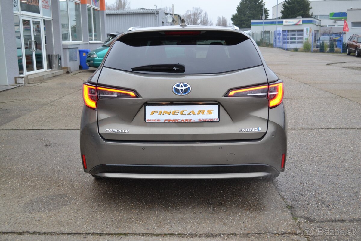 Toyota Corolla Combi 1.8 Hybrid Full LED - 17