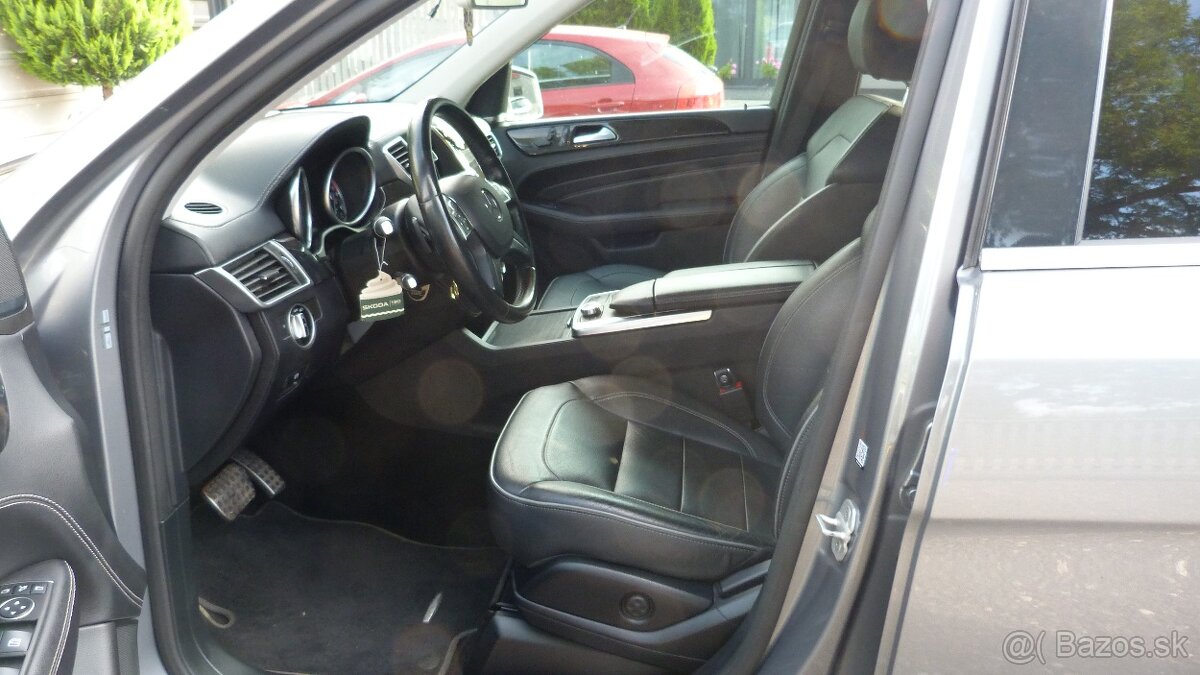 Mercedes-Benz ML 350 CDI BLUETEC 4 MATIC - 17