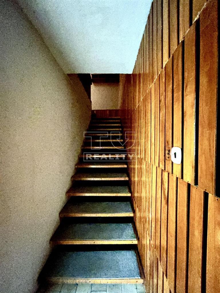 PRESTÍŽNE RODINNÉ BÝVANIE V JEDNEJ Z NAJŽIADANEJŠÍCH... - 17