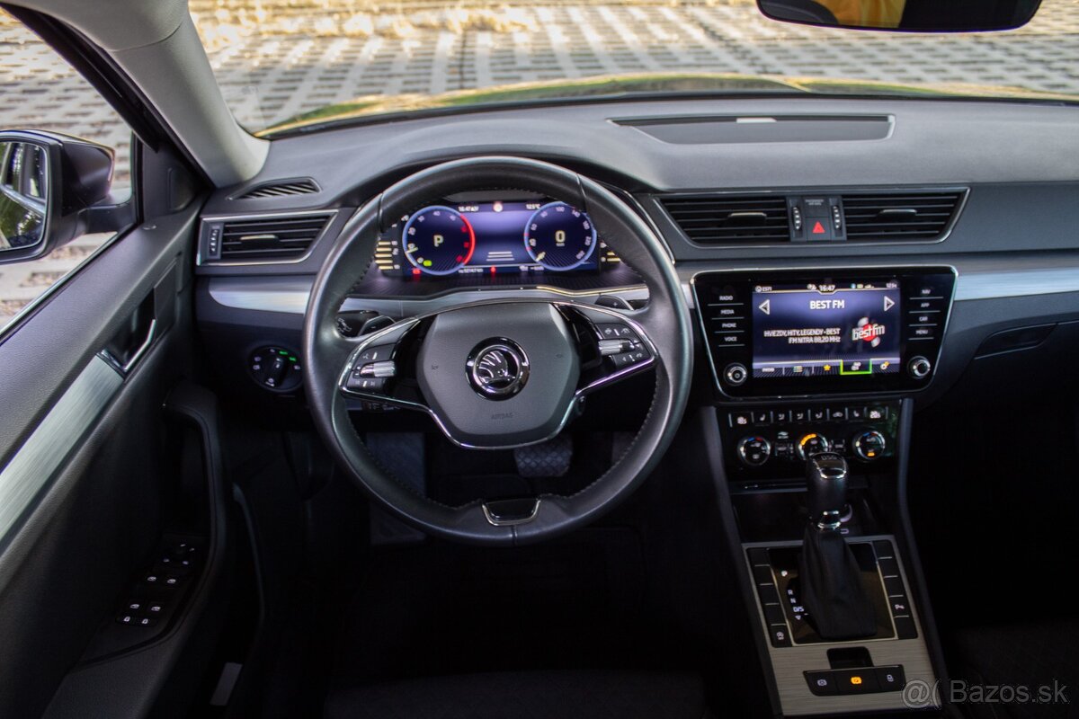 Škoda superb combi 2.0Tdi Scr DSG 2022 - 17