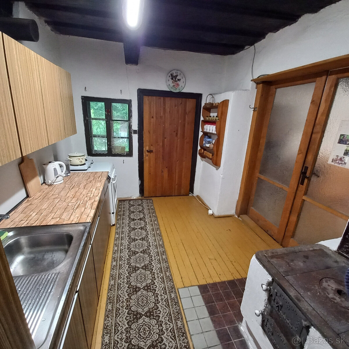 Chata v obci Turecká obklopená lesom - 17