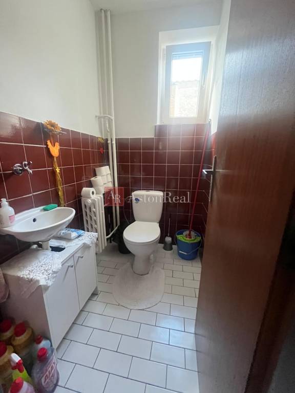 Predaj: rodinný dom s bazénom, altánkom na pozemku 617 m2, S - 17