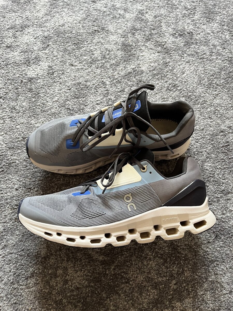 17x boty On Running Cloud vel 44 - 44,5 - 45 - 17