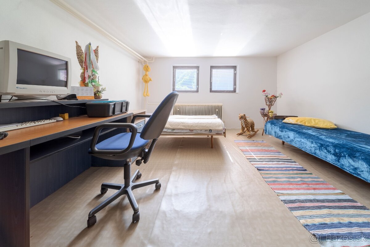 Útulný dvojpodlažný RD s terasou v lone prírody • Gelnica • - 17