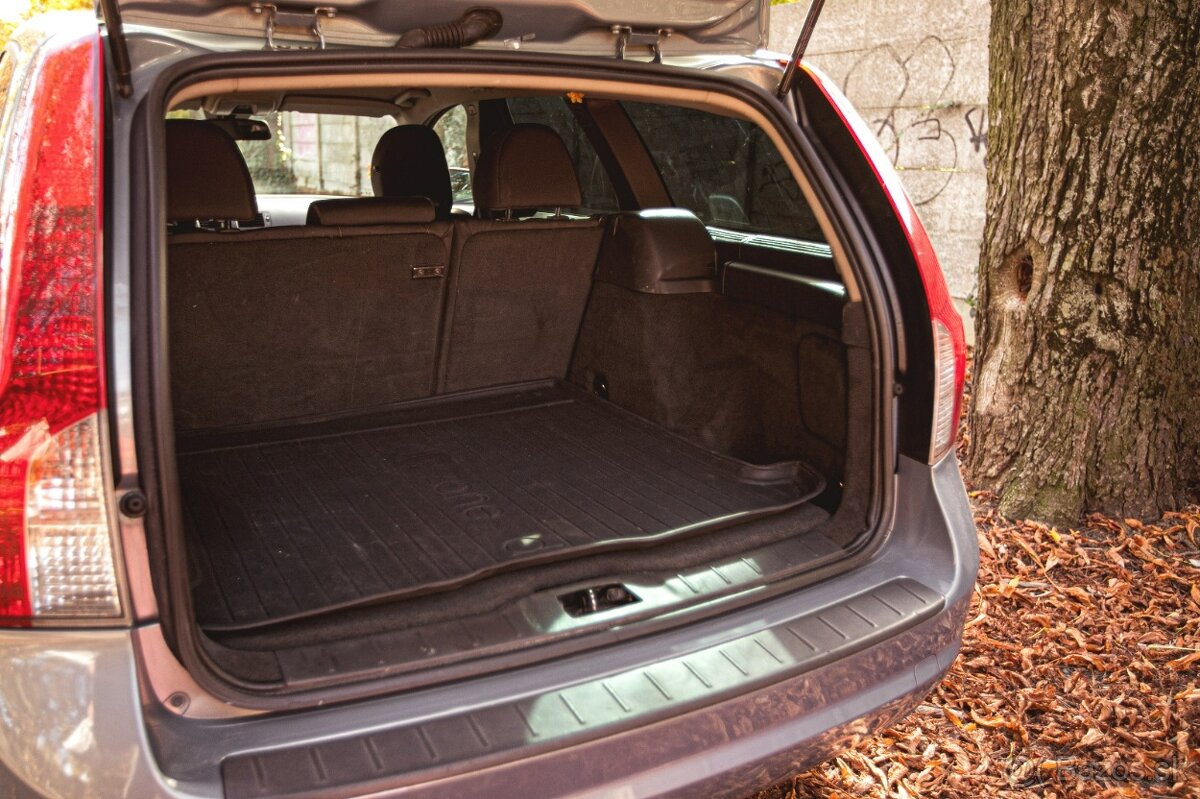 Volvo V50 D3 Summum - 17