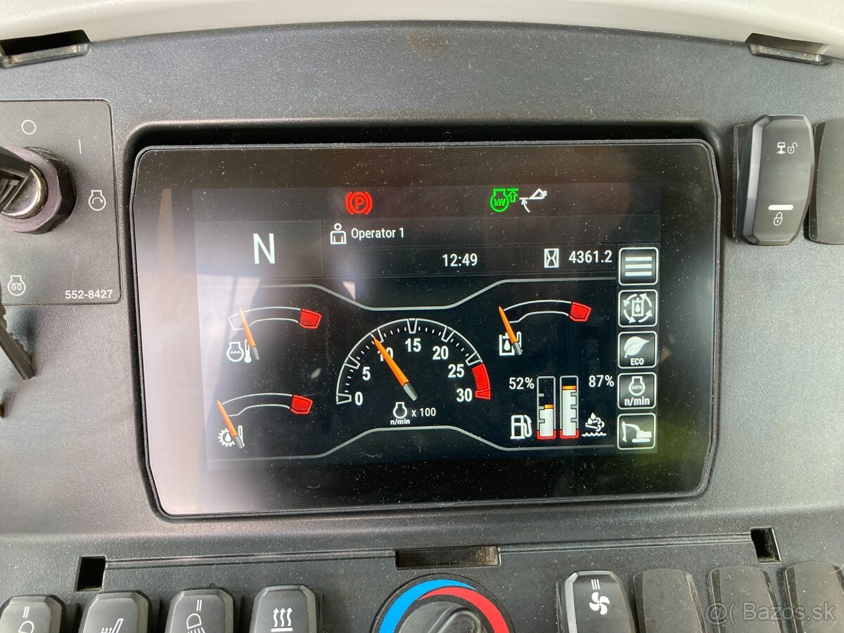 CAT 444 Traktorbáger / Rýpadlo 2021 - 17