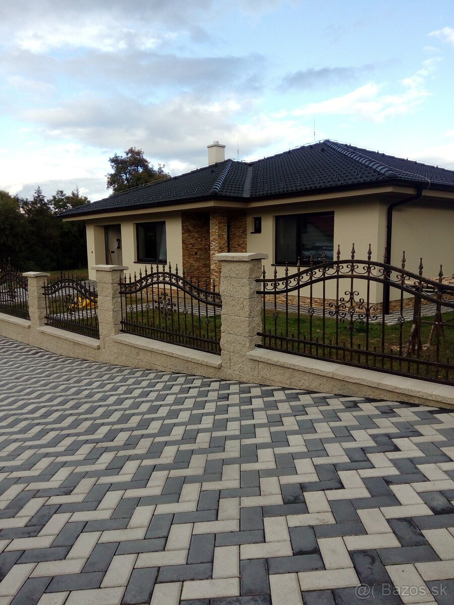 Kované brány, ploty a zábradlia. - 17