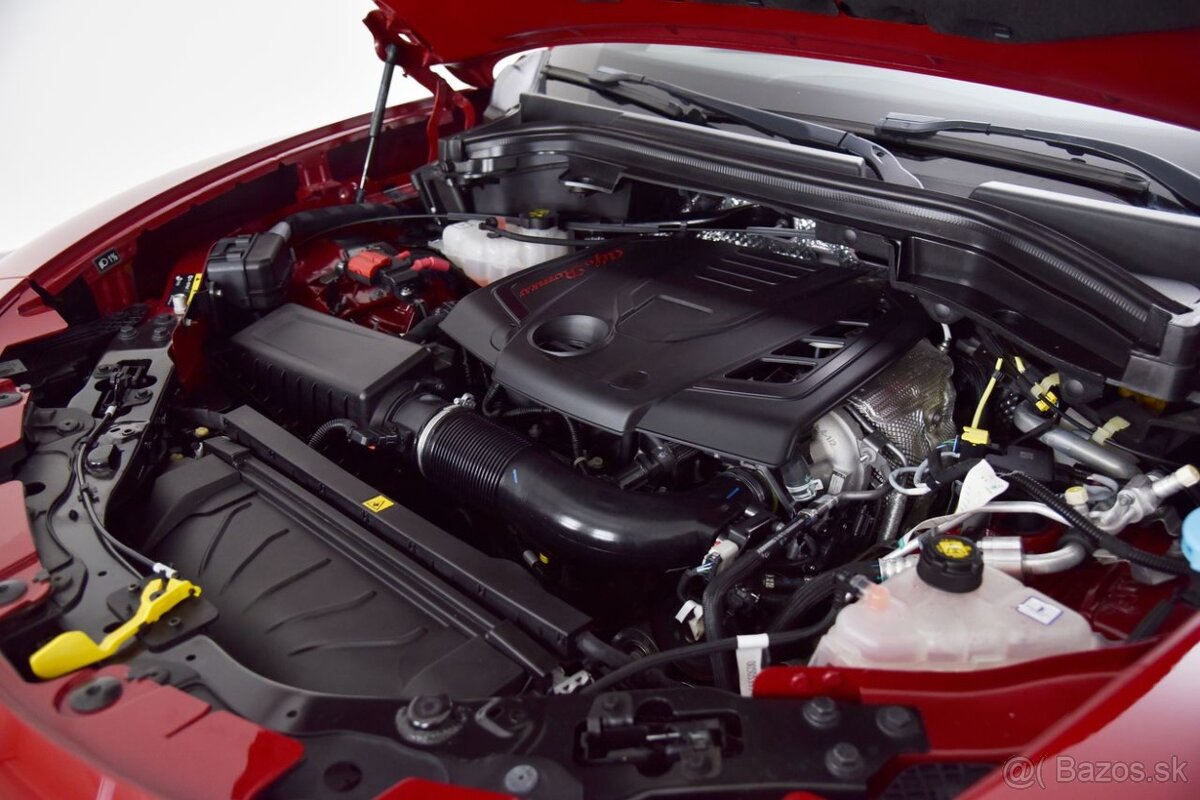 Stelvio 2.0 Turbo Veloce Q4 A/T, Xenon, ACC, Keyless - 17