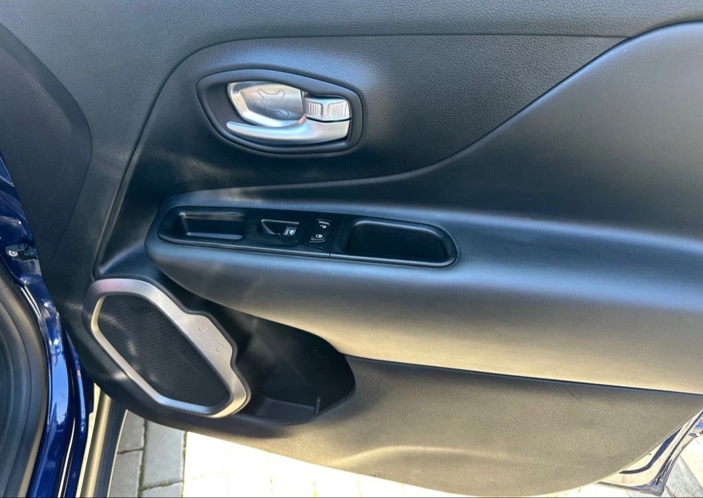 Jeep Renegade, 1,3T, 180k, 4x4, s DPH - 17