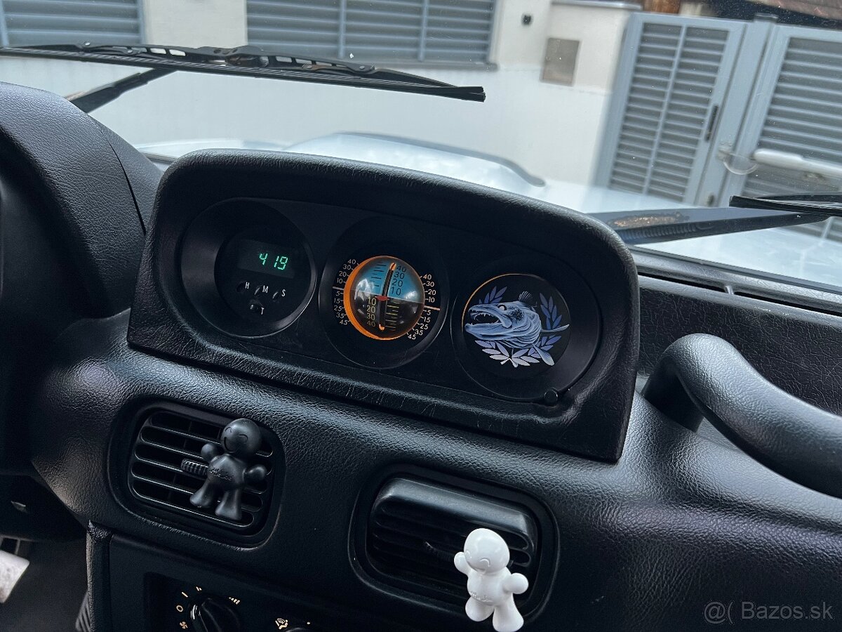 Hyundai Galloper 2.5 TD TC A/C - 17