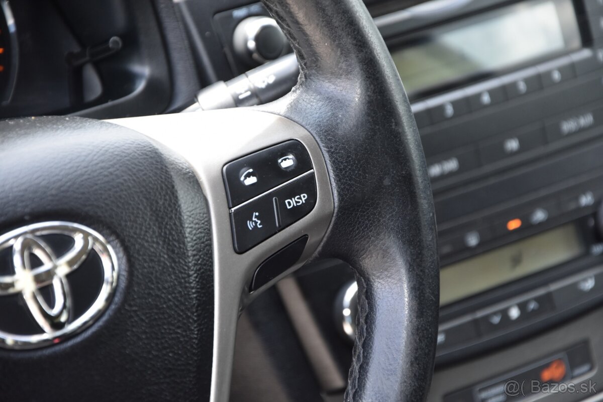 Toyota Avensis Combi - 17