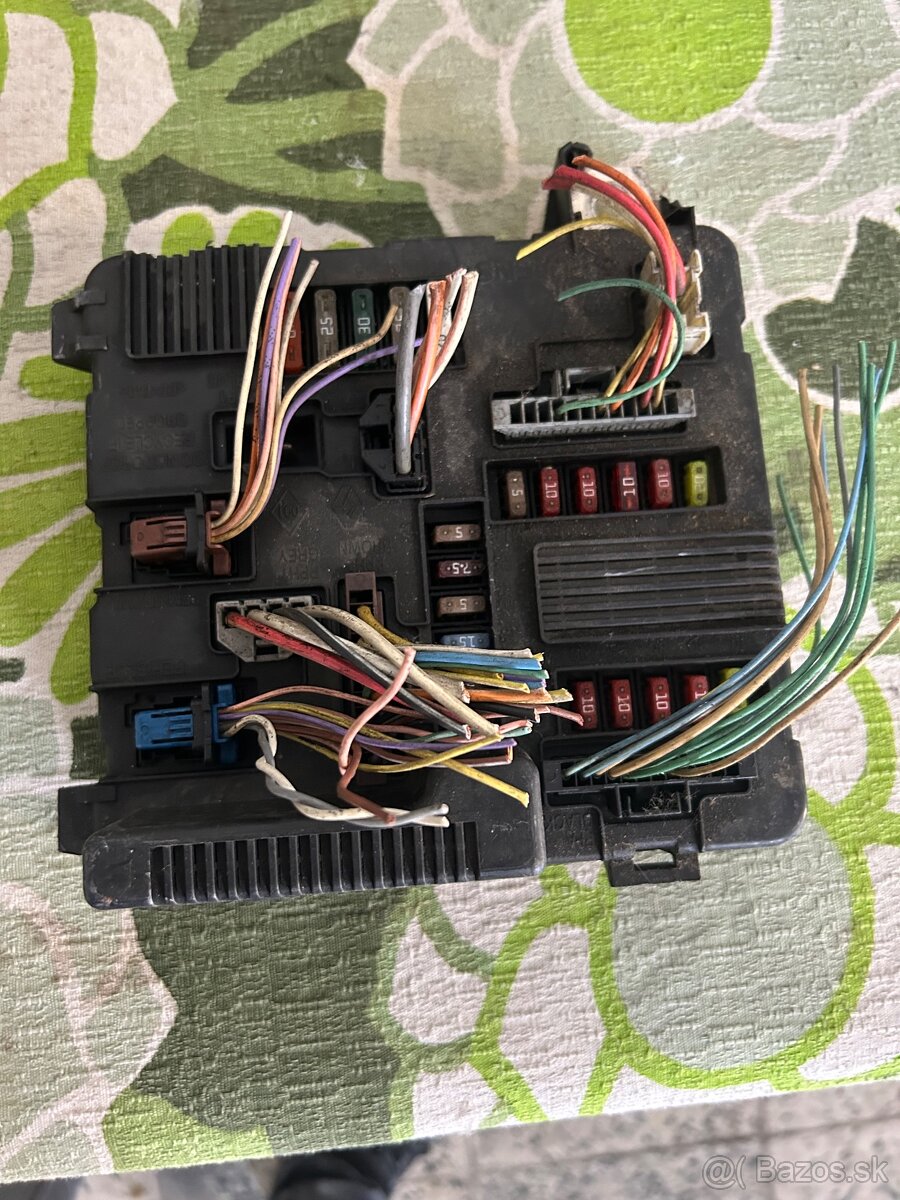 Renault Megane 2 Renault Clio Renault Scenic - 17