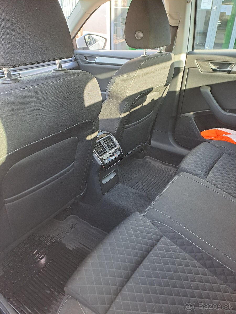 Škoda Superb 1,8 TSI - 17