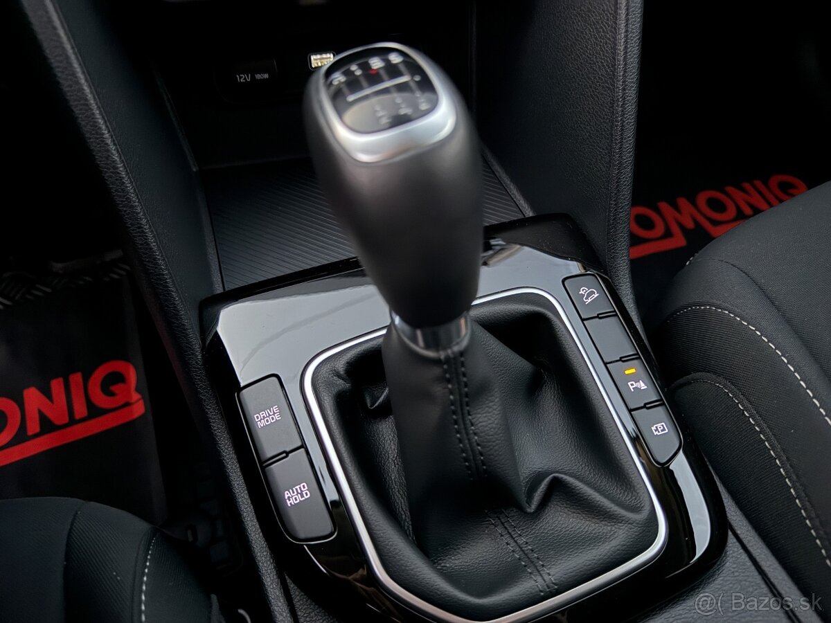 Kia Sportage 1.6 T-GDI Gold Kamera, LED, 1.majiteľ - 17