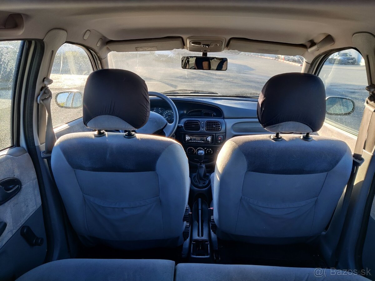 Renault Megane - 17