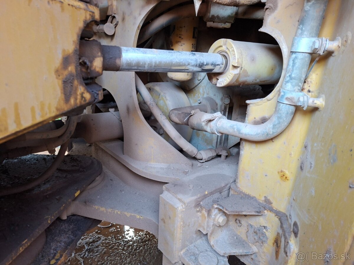 CATERPILLAR 962G 4X4 - 17