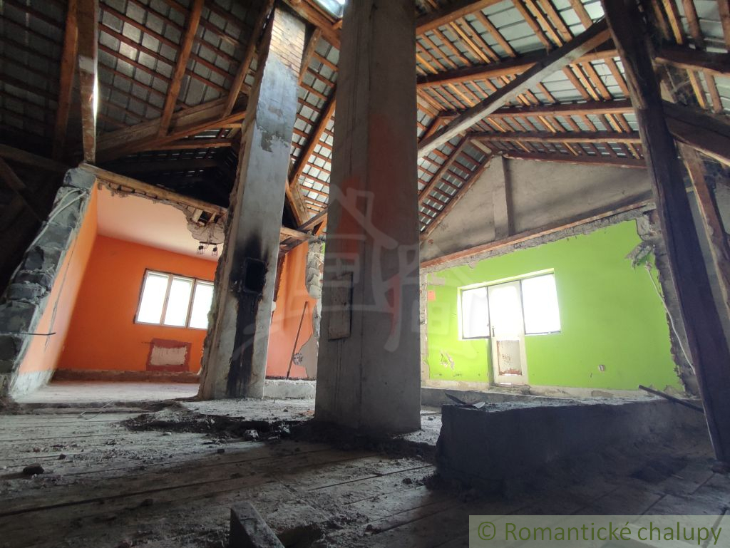 Dom v malebnom Zliechove, v srdci Strážovských vrchov, na - 17