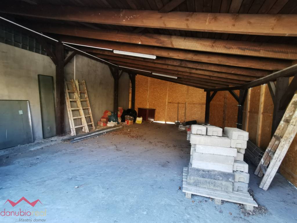 Na prenájom rodinný dom v Komárne - 17