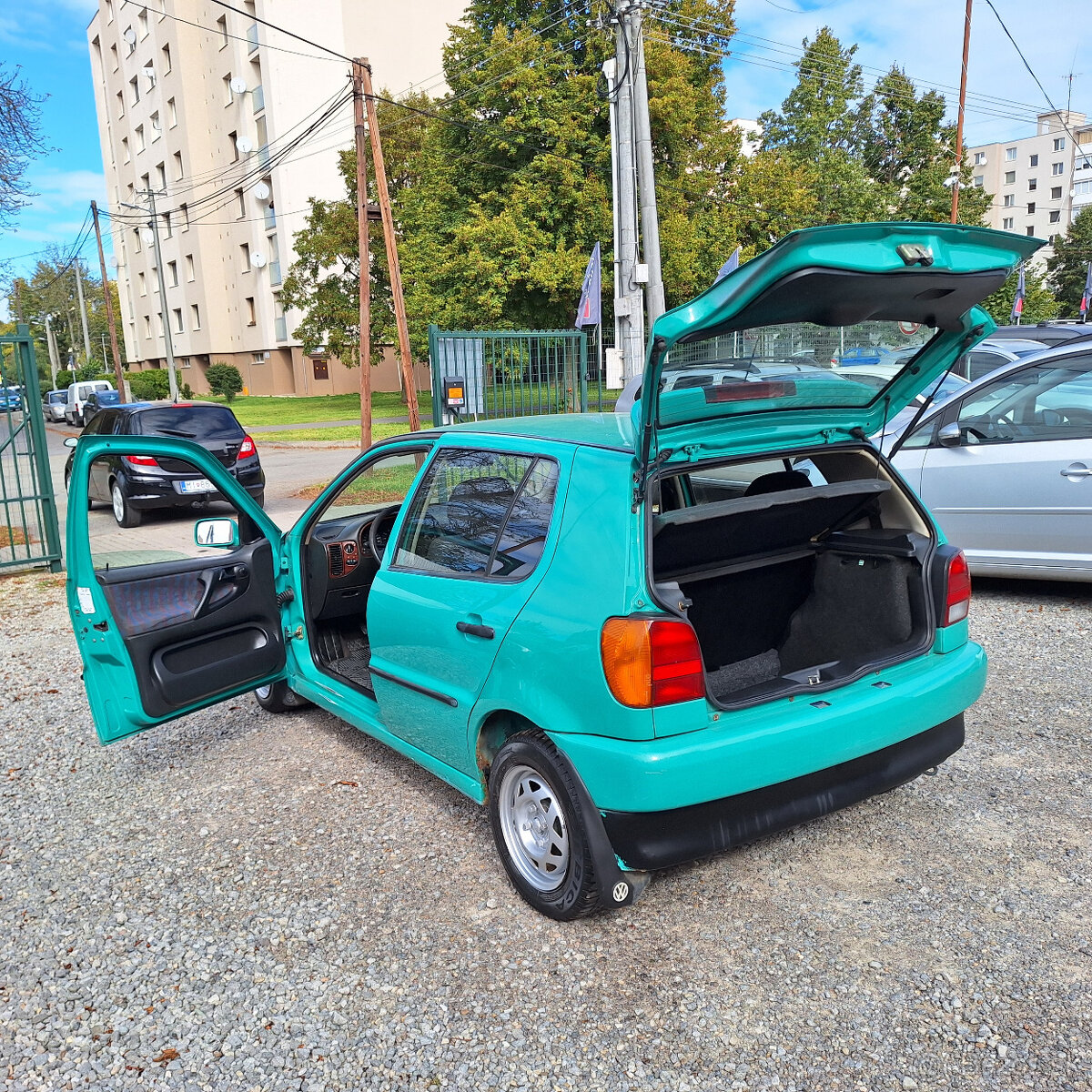 Volkswagen Polo 1.4 benzín NOVÁ STK a EK DO 13/01/2028 - 17