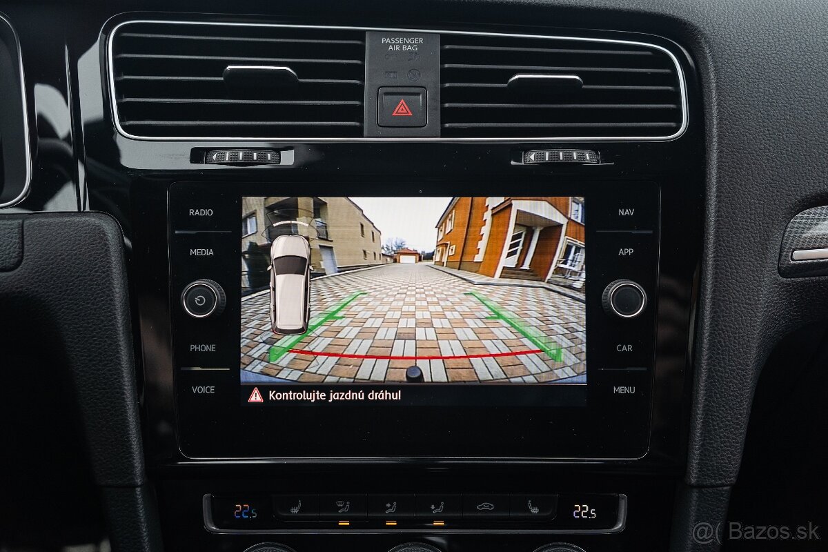 Volkswagen Golf Variant R-Line Highline Business - 17