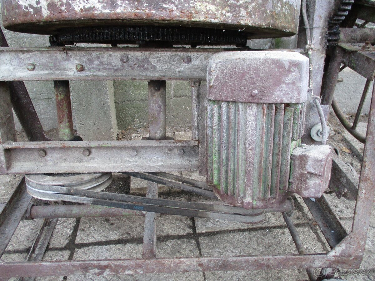 miešačku s objemom 150 litrov - 17