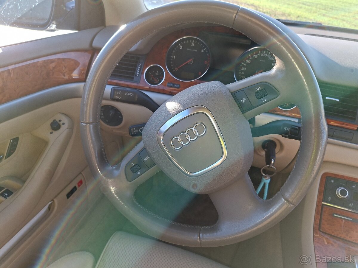 AUDI A8 4.2 TDI 330koní limusine - 17
