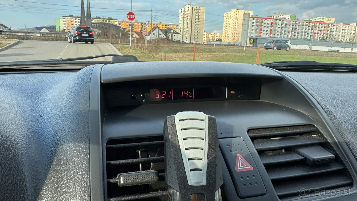 Suzuki SX4 1.5 SE Urban Line - 17