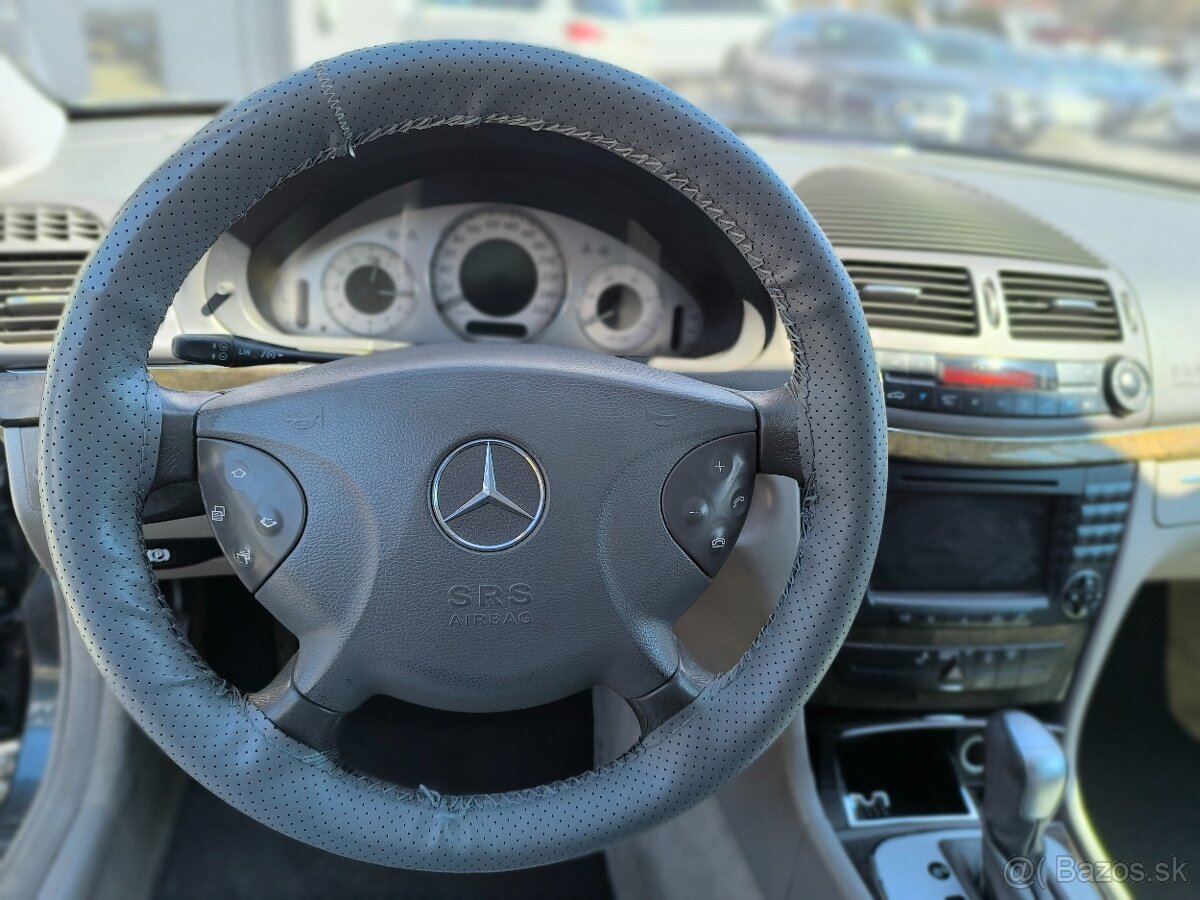 Mercedes-Benz E trieda Sedan 270 CDI - 17