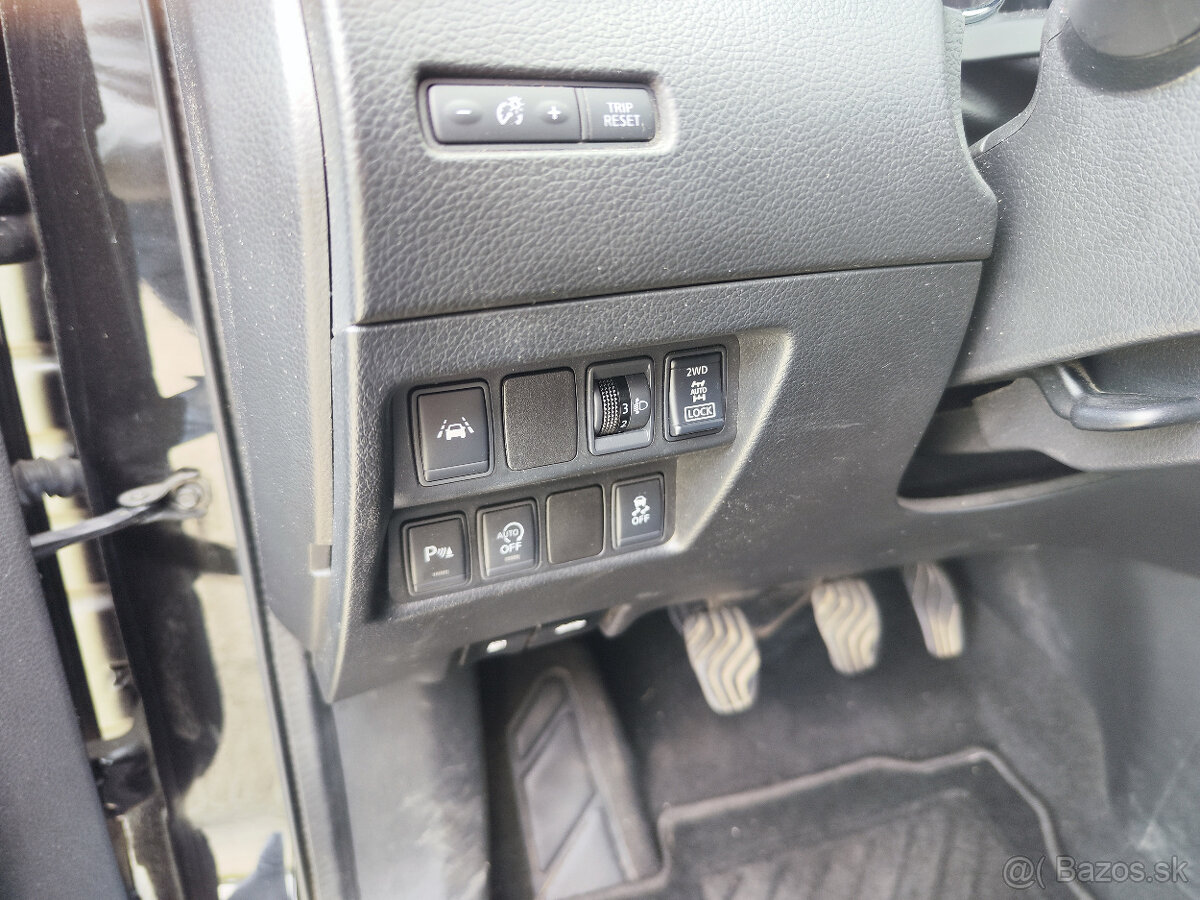 Nissan Qashqai dCi 130 4x4-i Acenta - 17