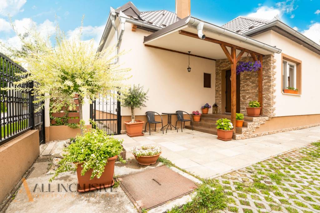 ALL INCLUSIVE | NA PREDAJ RODINNÝ DOM + APARTMÁNOVÝ DOM, VEĽ - 17